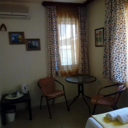 Fotini 2 Guest house