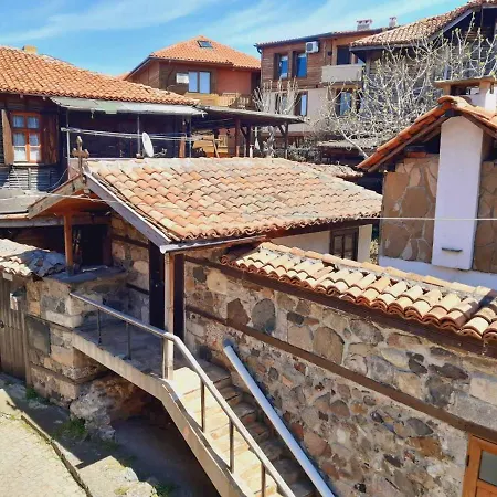 Fotini 2 게스트하우스 소조폴